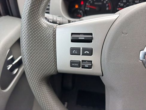 Used 2020 Nissan Frontier SV RWD image 23