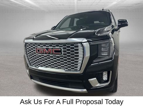 Used 2023 GMC Yukon XL Denali AWD/4WD image 7