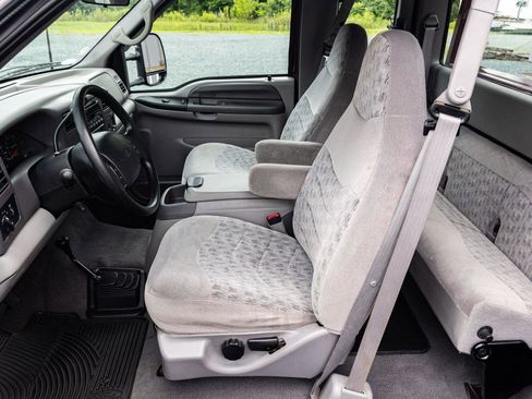 Used 1999 Ford F350 4x4 SuperCab Super Duty image 32