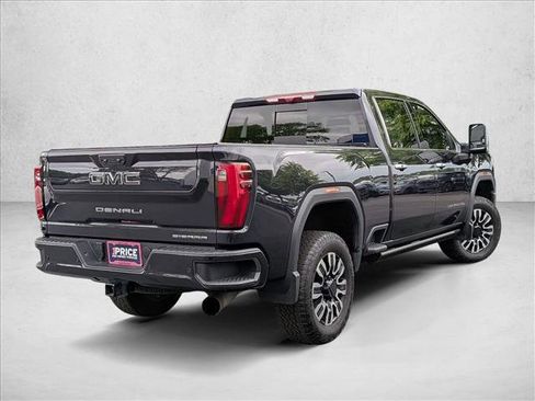 Used 2025 GMC Sierra 2500 Denali Ultimate w/ Max Trailering Package AWD/4WD image 5