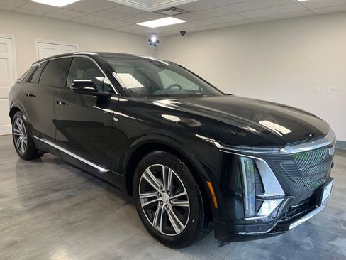 Certified 2024 Cadillac Lyriq Luxury w/ LPO, Floor Liner Package AWD/4WD image 1