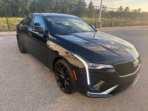 Certified 2023 Cadillac CT4 Sport w/ LPO, ONYX Package AWD/4WD image 3