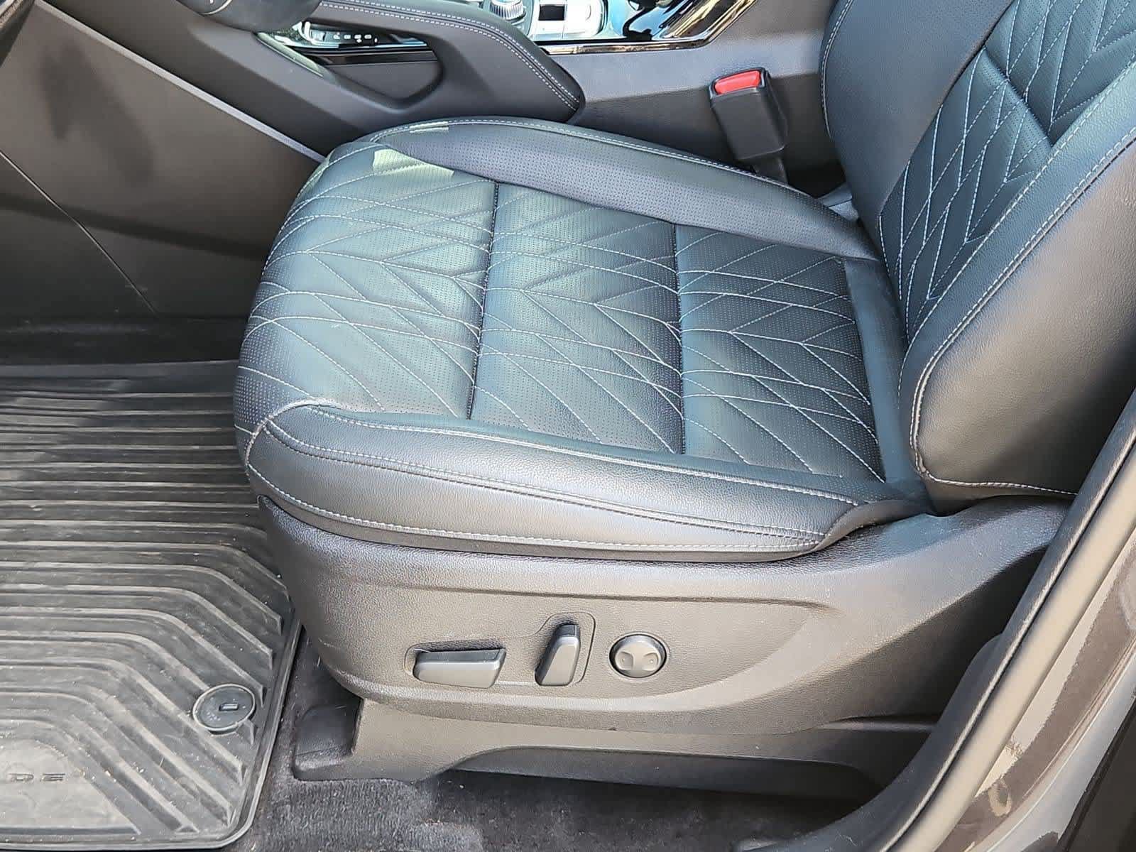 Certified 2025 Kia Telluride EX X-Line AWD/4WD image 16