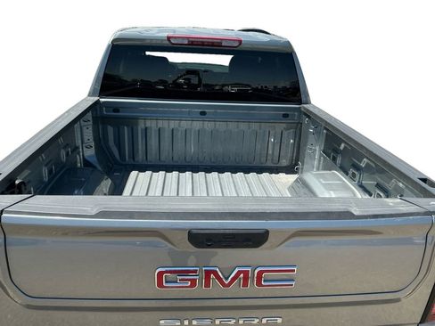 Used 2025 GMC Sierra 1500 SLT AWD/4WD image 21