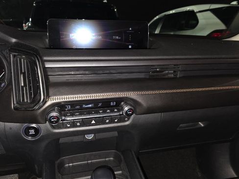 Used 2025 MAZDA CX-50 AWD 2.5 S w/ Premium Plus Pkg image 5