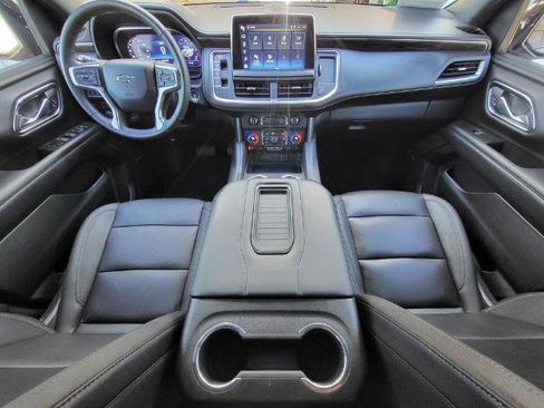 Used 2022 Chevrolet Tahoe Z71 w/ Luxury Package image 25