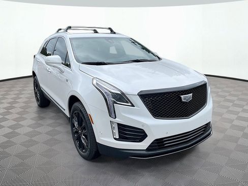 New 2026 Cadillac XT5 Premium Luxury w/ LPO, ONYX Package FWD image 3