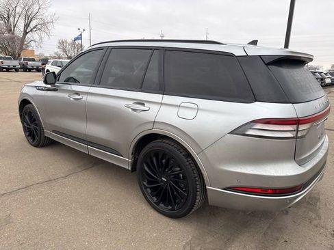 Used 2024 Lincoln Aviator Reserve w/ Jet Package image 8