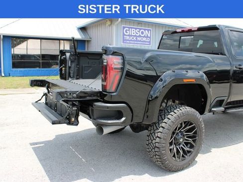 Used 2026 GMC Sierra 2500 AT4 w/ AT4 Premium Plus Package AWD/4WD image 12