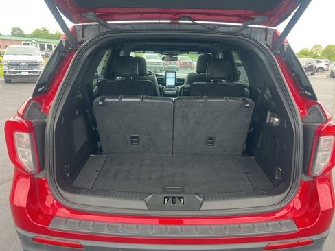 Used 2021 Ford Explorer ST w/ Equipment Group 401A AWD/4WD image 11