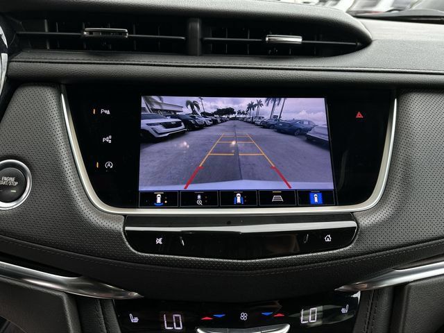 Used 2023 Cadillac XT5 Premium Luxury w/ Technology Package FWD image 25
