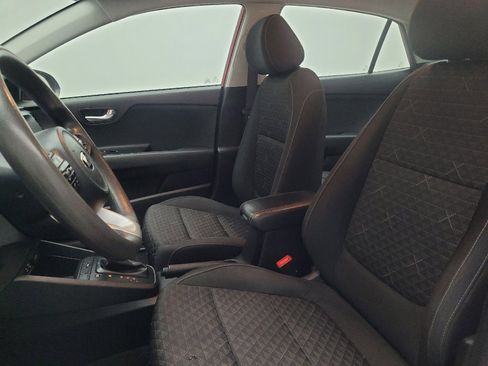 Used 2019 Kia Rio S image 17