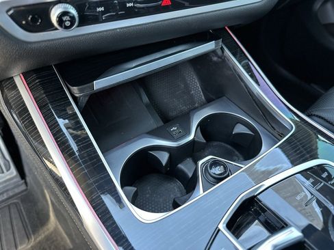 Certified 2023 BMW X7 xDrive40i w/ M Sport Package image 43