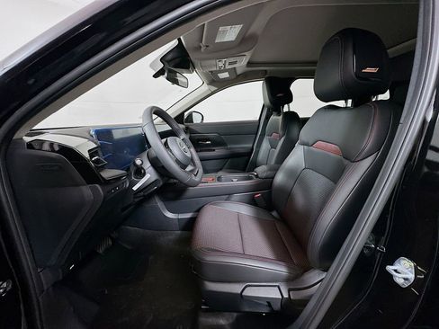 New 2026 Nissan Kicks SR w/ SR Premium Package image 10