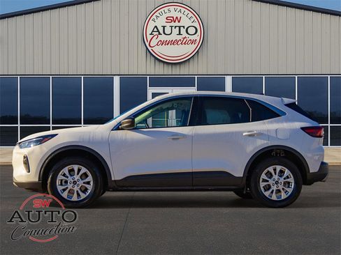 Used 2024 Ford Escape Active w/ Tech Pack #1 image 4