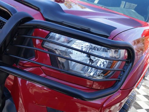 Used 2015 Toyota Tacoma 4x4 Access Cab image 81