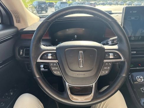 Used 2023 Lincoln Nautilus Reserve w/ Cargo Utility Package AWD/4WD image 17