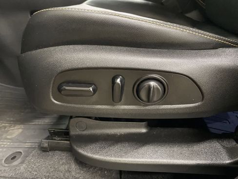 Used 2020 GMC Terrain SLT w/ Preferred Package image 15