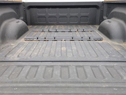 Used 2018 RAM 2500 Laramie w/ Convenience Group image 30