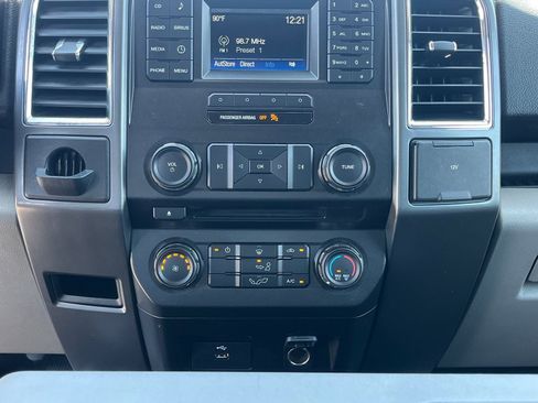Used 2017 Ford F150 XLT RWD image 26