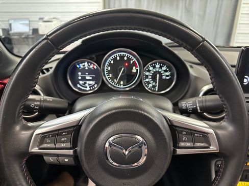 Used 2019 MAZDA MX-5 Miata RF Grand Touring RWD image 2
