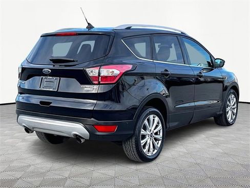 Used 2018 Ford Escape Titanium image 6