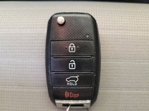 Used 2018 Kia Sportage LX w/ LX Technology Package FWD image 32