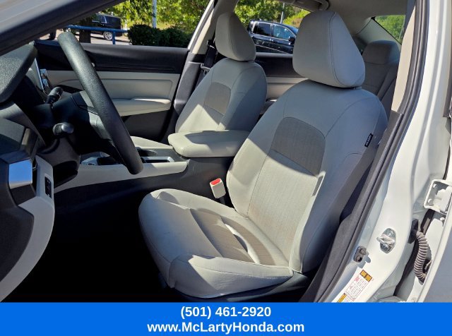 Used 2025 Nissan Altima 2.5 SV FWD image 7