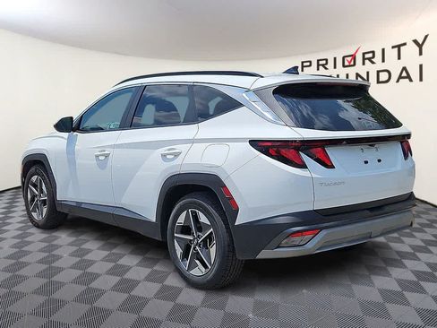 Used 2025 Hyundai Tucson SEL FWD image 6