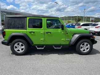Used 2018 Jeep Wrangler Unlimited Sport S AWD/4WD video 2