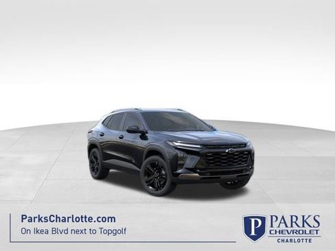New 2026 Chevrolet Trax ACTIV w/ Driver Confidence Package FWD image 1