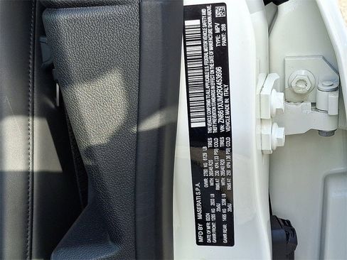 New 2024 Maserati Levante GT Ultima image 31