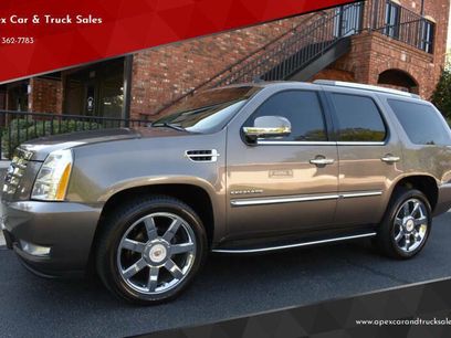 Used 2013 Cadillac Escalade Luxury
