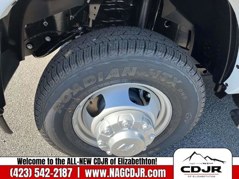 New 2024 RAM 3500 Tradesman image 10