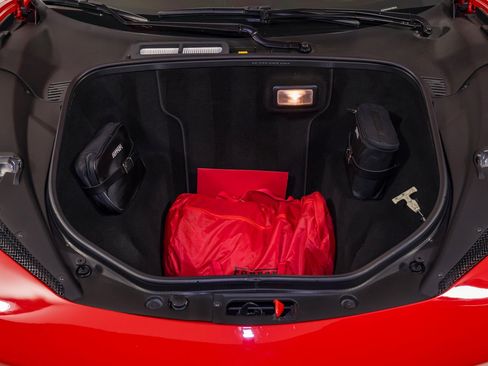 Used 2010 Ferrari 458 Italia Coupe RWD image 36