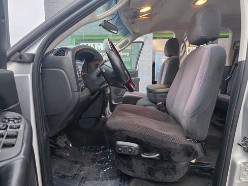 Used 2002 Dodge Ram 1500 Truck 2WD Quad Cab image 22