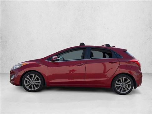 Used 2016 Hyundai Elantra GT w/ Option Group 02 image 2