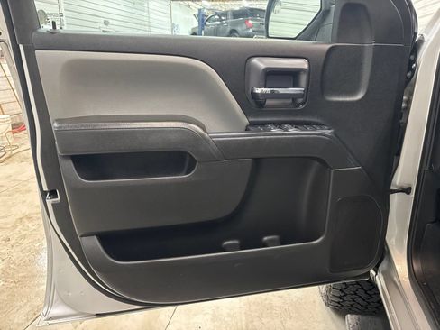 Used 2019 Chevrolet Silverado 1500 W/T w/ WT Convenience Package AWD/4WD image 7