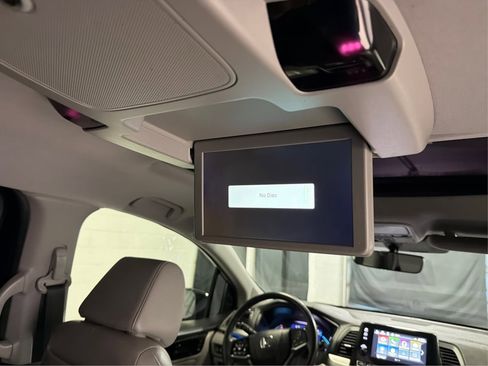 Used 2019 Honda Odyssey Elite image 25