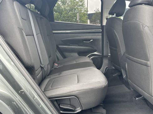 Used 2022 Hyundai Tucson SE w/ Cargo Package AWD/4WD image 15