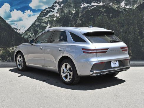 Used 2026 Genesis GV70 2.5T Advanced AWD/4WD image 9