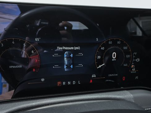 Used 2025 Ford Mustang Premium RWD image 21