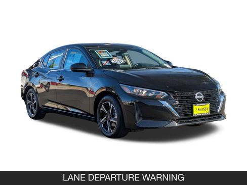 Used 2024 Nissan Sentra SV image 2