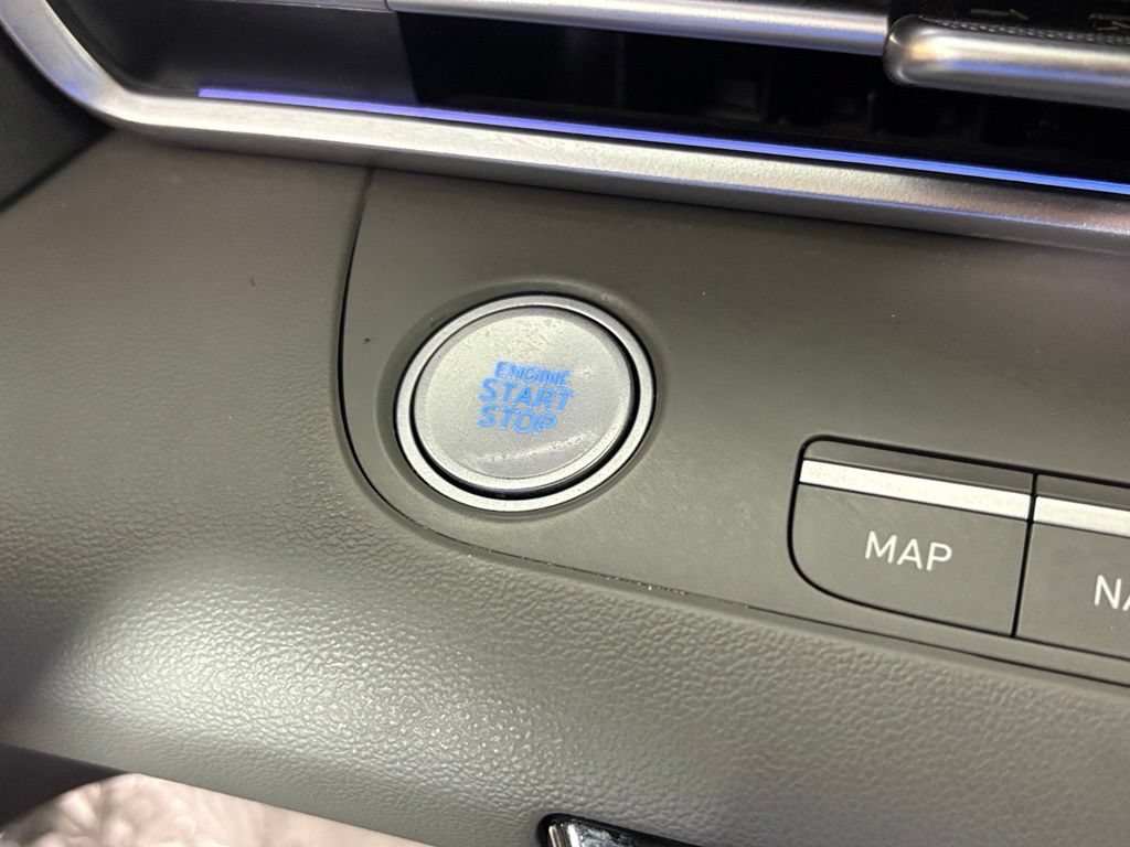Used 2024 Hyundai Elantra SEL FWD image 23