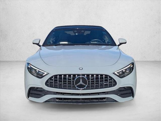 Used 2023 Mercedes-Benz SL 43 AMG image 2
