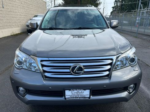 Used 2013 Lexus GX 460 Premium image 2