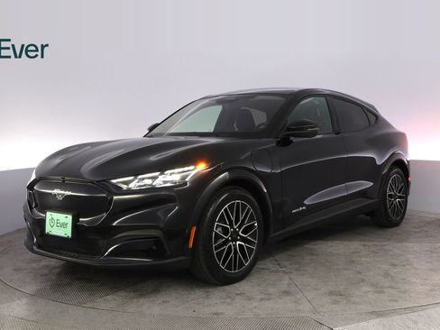Used 2025 Ford Mustang Mach-E Premium AWD/4WD image 2