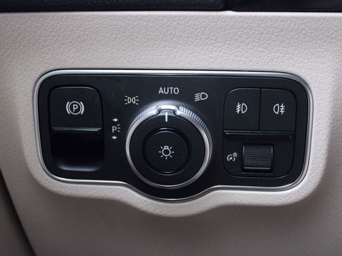 Used 2023 Mercedes-Benz GLA 250 4MATIC image 26