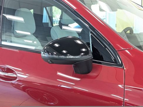 New 2026 Mercedes-Benz GLC 300 4MATIC image 11