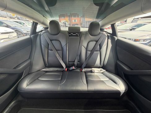 Used 2021 Tesla Model 3 Long Range AWD/4WD image 36